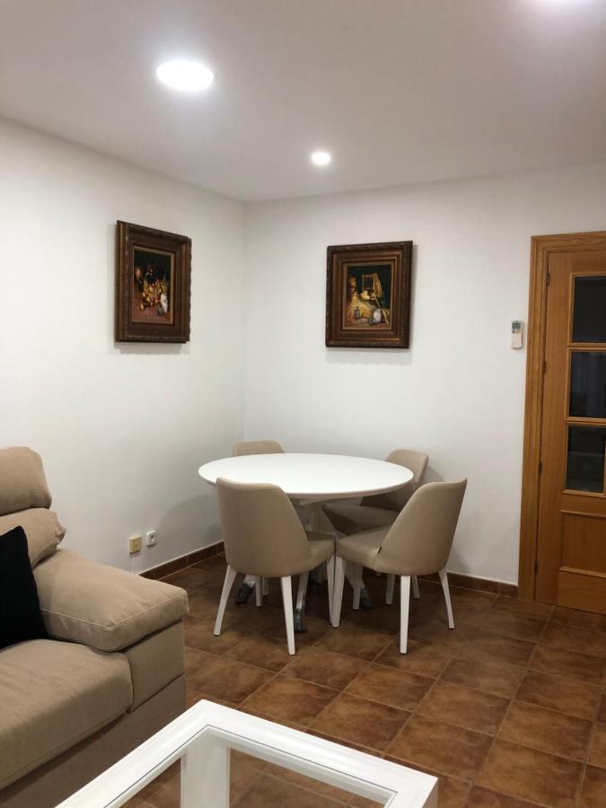 Appartamento Piso Nuevo Plaza De La Constitucion Sta Cruz De La Zarza Santa Cruz de la Zarza Esterno foto